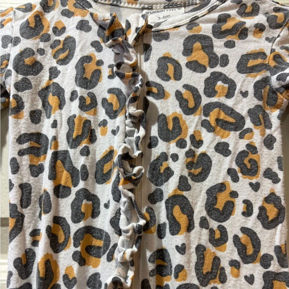 Spearmint Love Bamboo Leopard Print Kids Footie - Picture 2 of 4